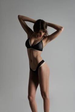 Maison Close String échancré - Pure Tentation -Luxe Lingerie Soldes 19 PURE TENTATION LFA 0674 72d38311 8749 4519 b099 5c1a342618e3