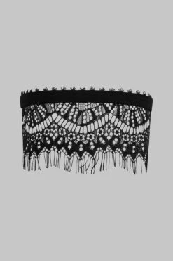 Maison Close Collier En Dentelle - Accroche Cœur 7 Maison Close Collier En Dentelle - Accroche Cœur -Luxe Lingerie Soldes 2560x3840 560352 ghost 2