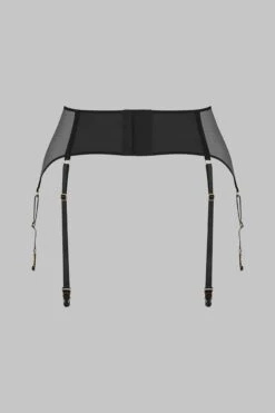 Maison Close Porte-Jarretelles - L'Amoureuse 9 Maison Close Porte-Jarretelles - L'Amoureuse -Luxe Lingerie Soldes 560618 ghost 2 2560x3840 1