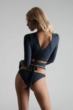 Maison Close Cache-cœur Manches Longues - La Femme Amazone 17 Maison Close Cache-cœur Manches Longues - La Femme Amazone -Luxe Lingerie Soldes 561040 la femme amazone gris 0772