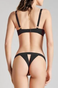 Maison Close Soutien-gorge Balconnet - Tapage Nocturne 10 Maison Close Soutien-gorge Balconnet - Tapage Nocturne -Luxe Lingerie Soldes 561516 soutiengorgebalconnet 4