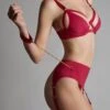 Maison Close Porte-jarretelles Avec Menottes - Tapage Nocturne 2 Maison Close Porte-jarretelles Avec Menottes - Tapage Nocturne -Luxe Lingerie Soldes 608010 tapage nocturne rouge 0850 5