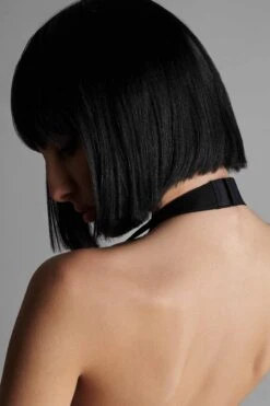 Maison Close Body String Col V - Pure Tentation 16 Maison Close Body String Col V - Pure Tentation -Luxe Lingerie Soldes 608076 pure tentation noir 1346