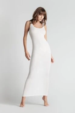 Maison Close Robe Longue - La Femme Amazone 11 Maison Close Robe Longue - La Femme Amazone -Luxe Lingerie Soldes 608922 la femme amazone ivoire 1876