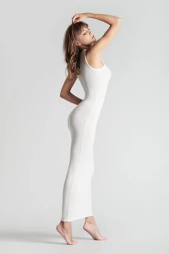 Maison Close Robe Longue - La Femme Amazone 10 Maison Close Robe Longue - La Femme Amazone -Luxe Lingerie Soldes 608922 la femme amazone ivoire 1892