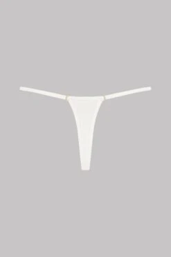 Maison Close Mini String - La Femme Amazone 15 Maison Close Mini String - La Femme Amazone -Luxe Lingerie Soldes Thong La Femme Amazone Ivory 608902 4
