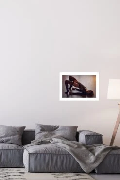 Maison Close Série L’Amoureuse - Justine Hôtel Particulier, Paris 7. -Luxe Lingerie Soldes shutterstock 1889335498 montage7